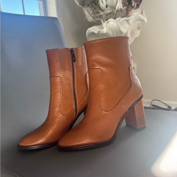 Donald J. Pliner Maymi Heeled Boots in Saddle - Picture 5 of 6